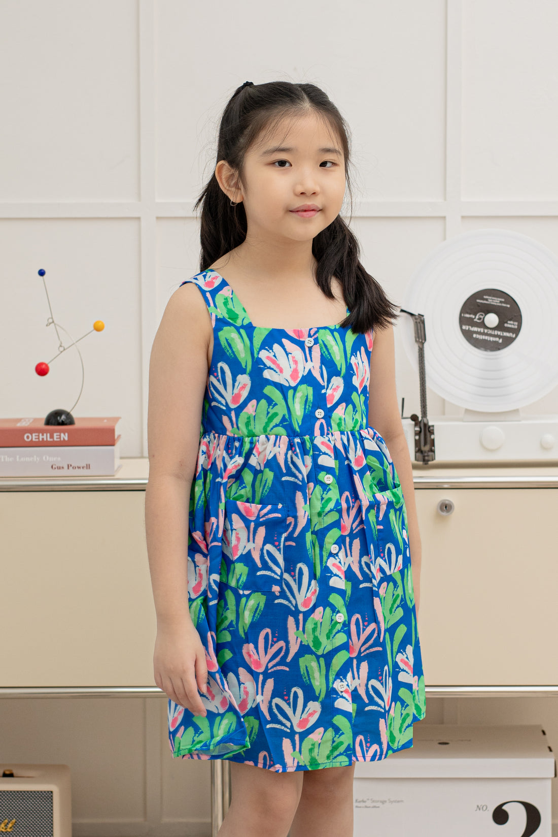 Vera Square Neck Sleeveless Shift Dress In Blue Floral