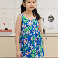 Vera Square Neck Sleeveless Shift Dress In Blue Floral