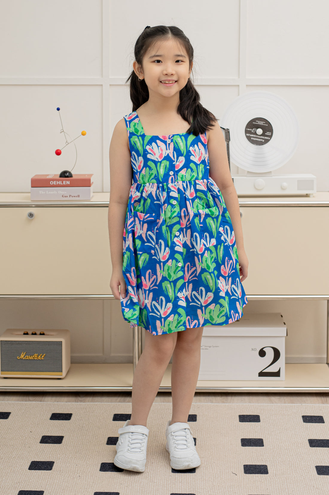 Vera Square Neck Sleeveless Shift Dress In Blue Floral