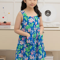 Vera Square Neck Sleeveless Shift Dress In Blue Floral