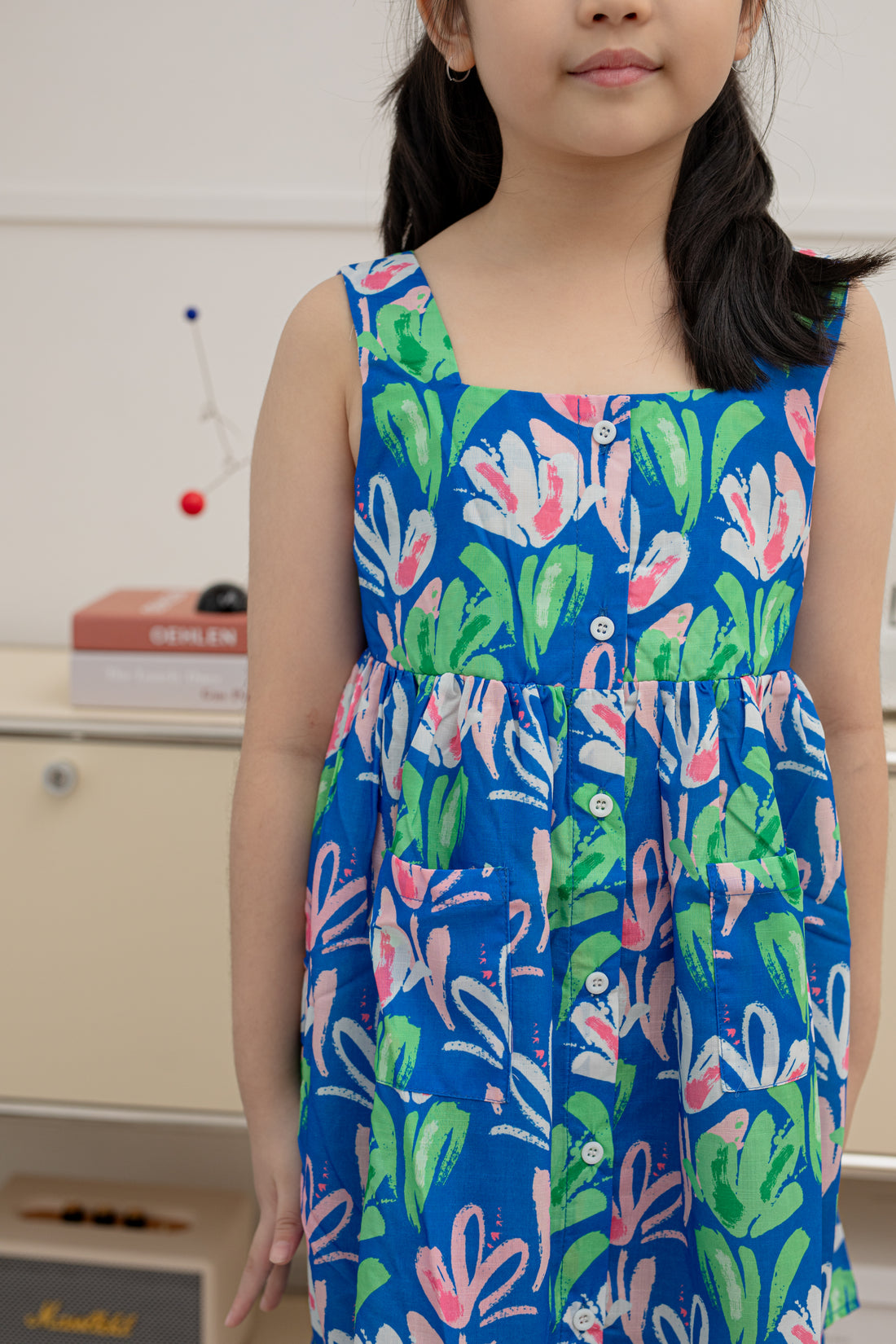 Vera Square Neck Sleeveless Shift Dress In Blue Floral