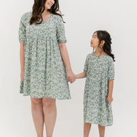 Briella Babydoll Dress In Green Floral