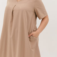 Leah V-Neck Shift Dress In Oat