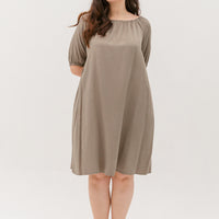 Eleanor Elastic Neckline Shift Dress In Sidewalk Grey