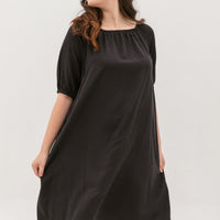 Eleanor Elastic Neckline Shift Dress In Black