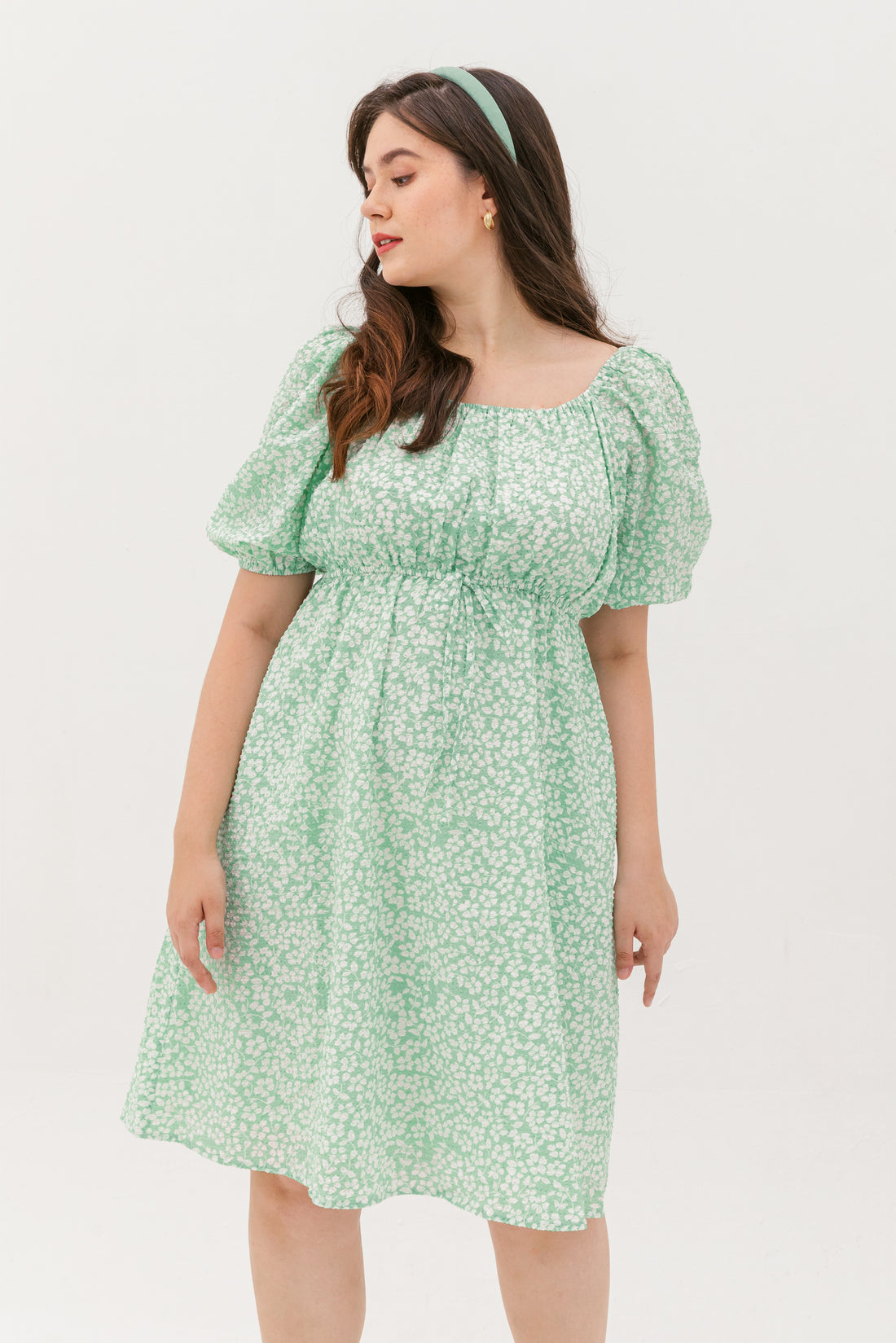 Sophia Textured Tie Dress In Spring Green