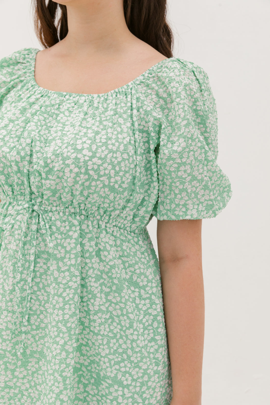 Sophia Textured Tie Dress In Spring Green