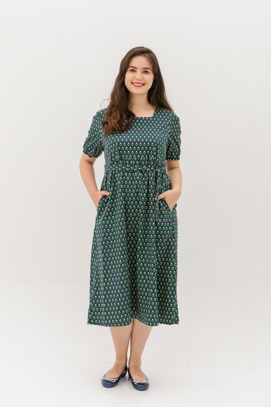 Roseanne Square Neckline Midi Dress In Navy Floral
