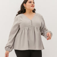 Bernadette Long-Sleeve Babydoll Top In Light Grey