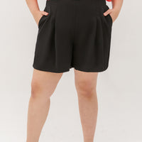 Gretel Front Pleated Shorts In Black