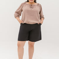 Zelda Tailored Bermuda Shorts In Black