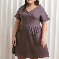 Olivia Buttoned Pocket Dress In Saddle Brown