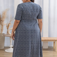 Petra Flowy V-Neck Midi Dress In Blue