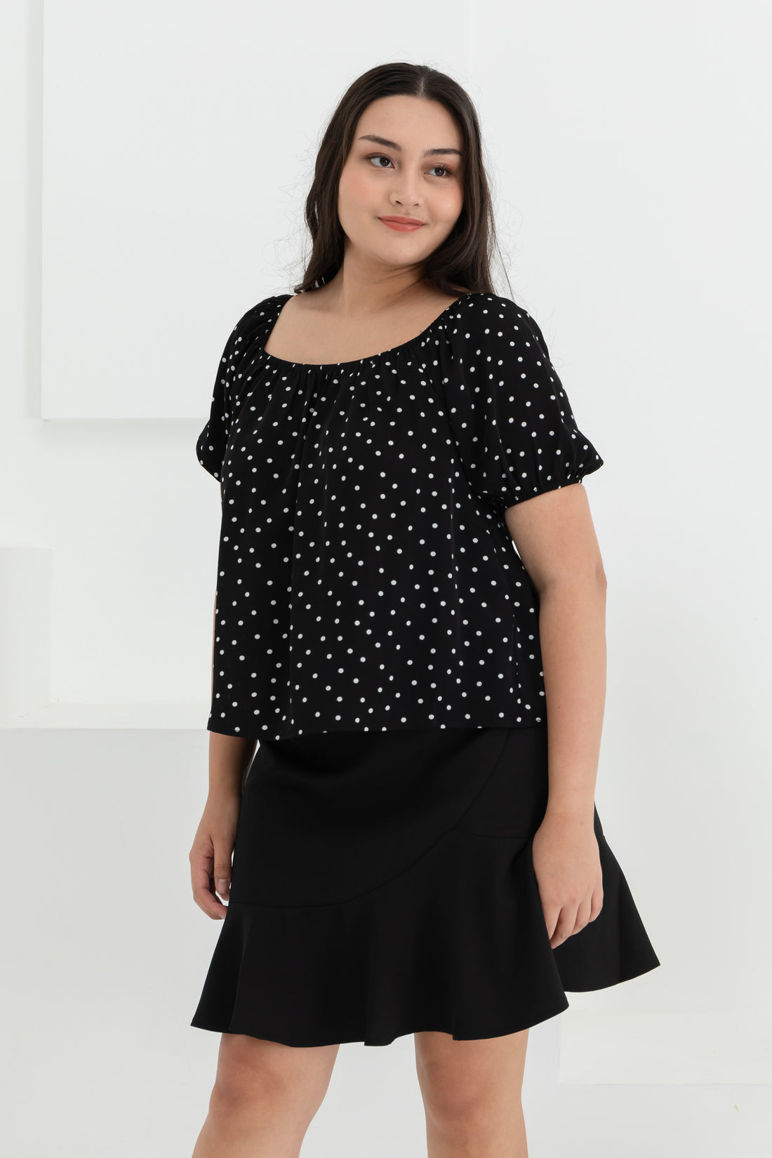 Zyra Puff Sleeve Blouse In Black Polka Dots