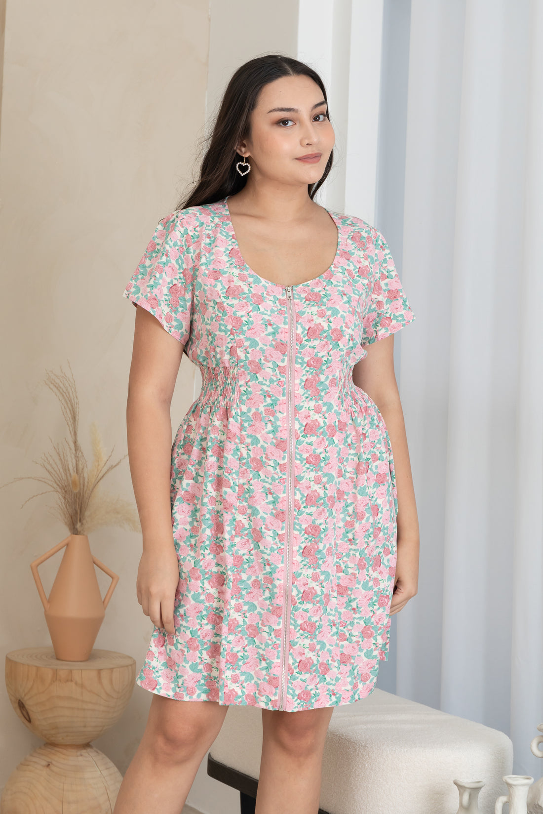 Poppy Scoop Neck Ruched Dress In Pink