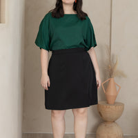Tyra A-Line Knee Length Skort In Black