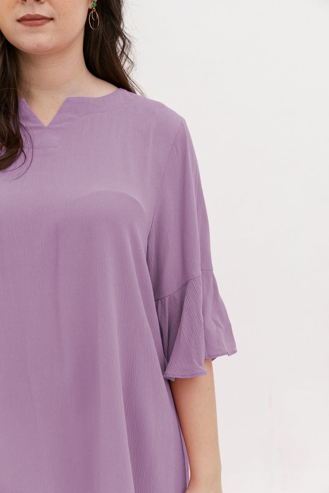 Lillian Trumpet Sleeve Dress In Mauve Purple