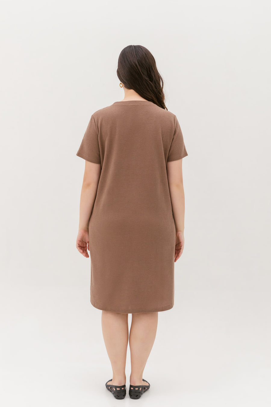 Kara Waffle Knit Midi Dress In Light Brown
