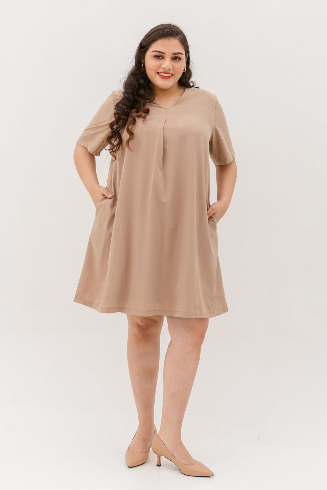 Leah V-Neck Shift Dress In Oat – LaineCurve - Main Image