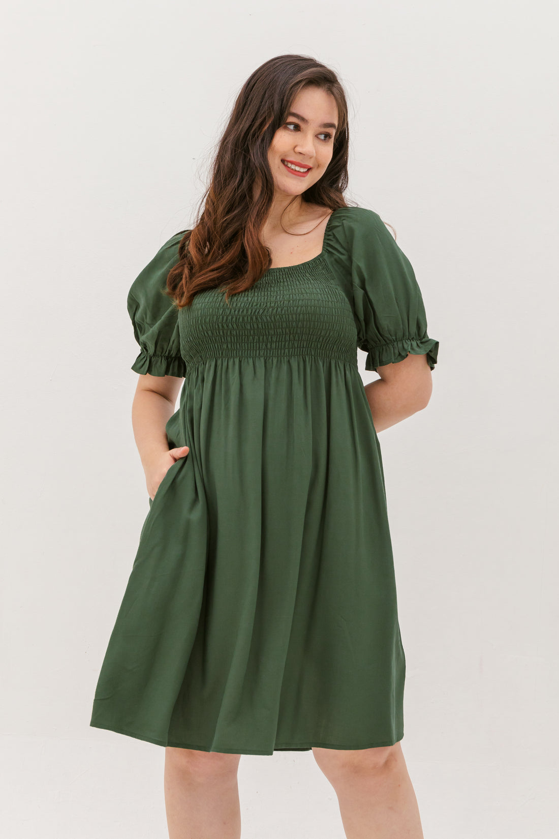 Shelley Smocked Dress In Forest Green