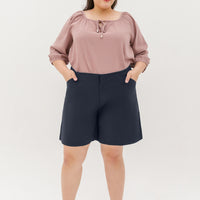 Zelda Tailored Bermuda Shorts In Navy Blue