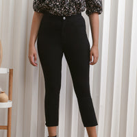 Jamie High Waisted Jeans In Black