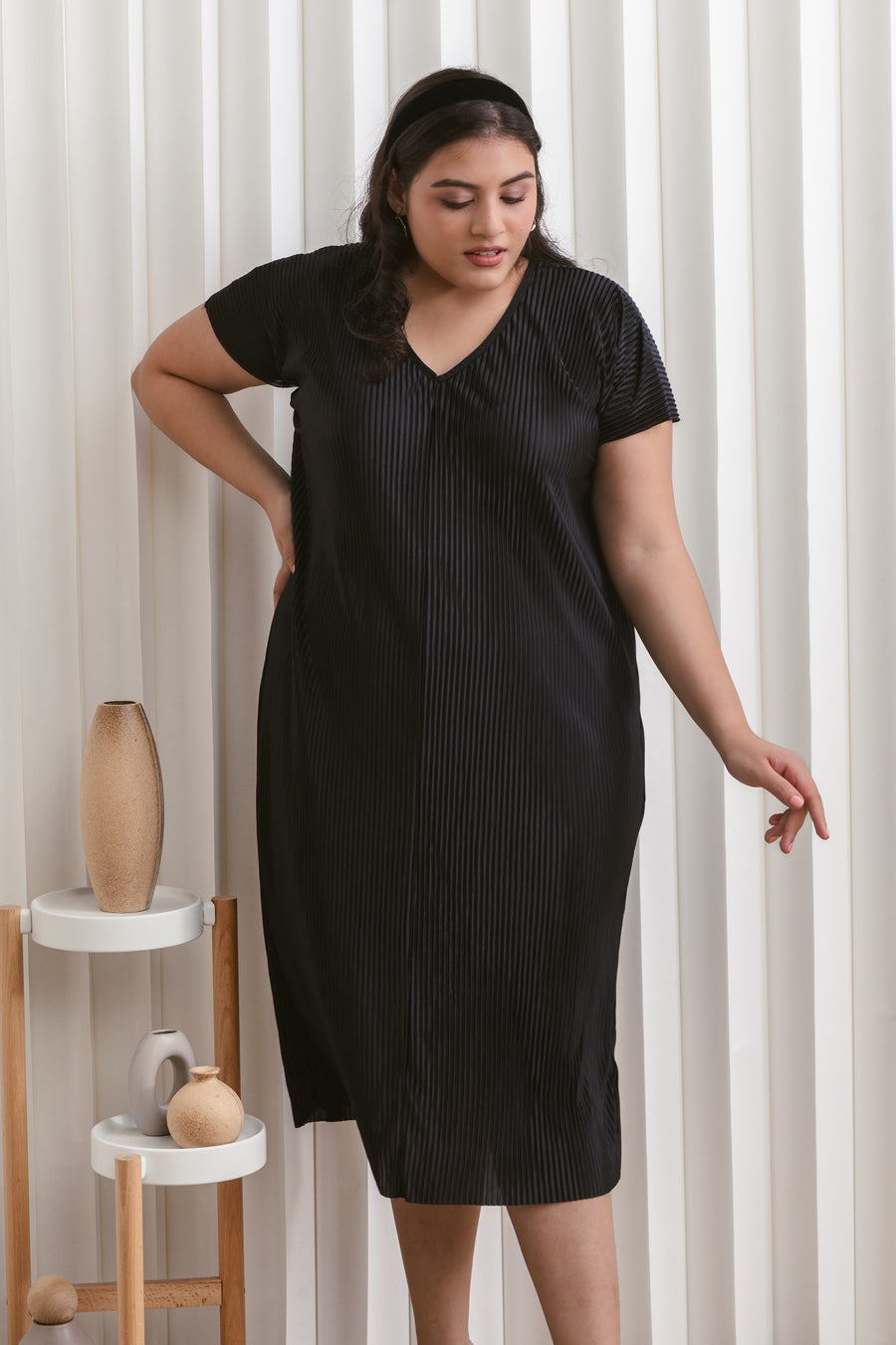 Victoria Pleated Dress In Onyx Black