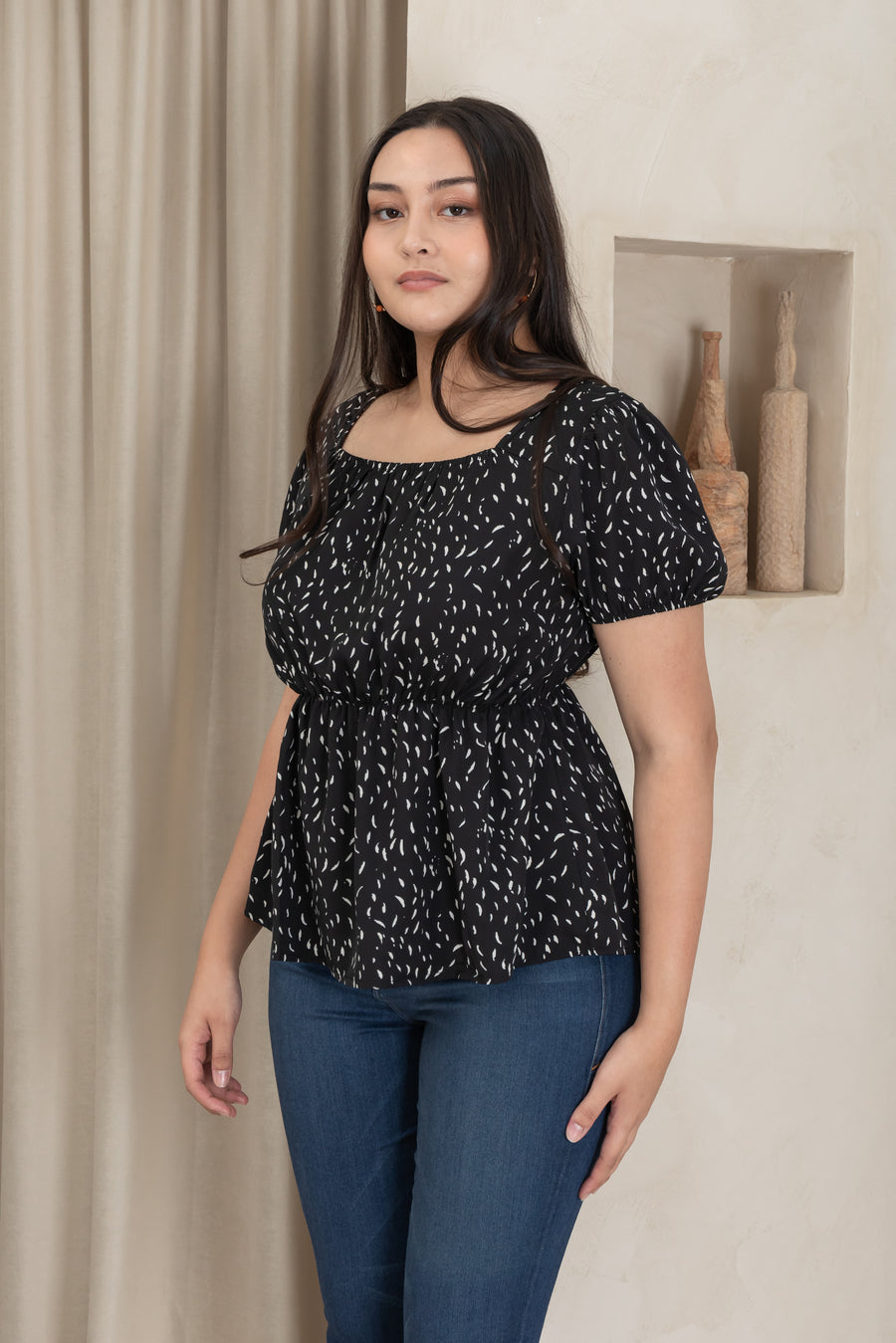 Meredith Puff Sleeves Ruched Top In Black