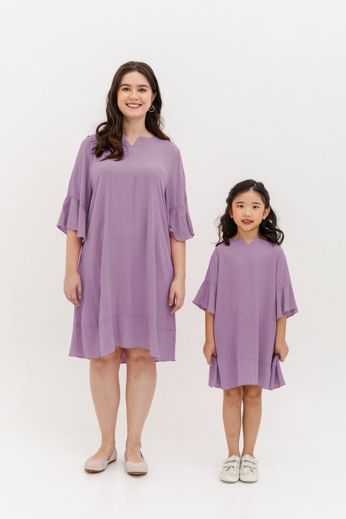 Lillian Trumpet Sleeve Dress In Mauve Purple